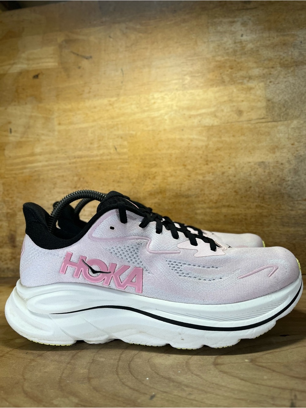 Hoka One One Clifton 10 REFLECTIVE Womens Size 9.5 Running Shoes Sneakers Pink